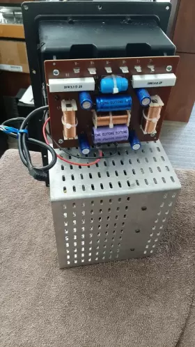 IL60 INFINITY Infiniti Interlude Plate Amplifier #2