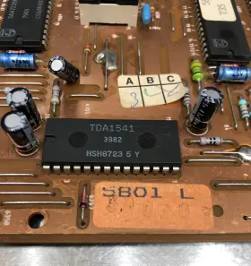 TDA-1541 PHILIPS Magnavox Audio Dac Chip Cd Player Board