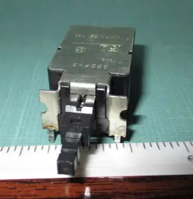 571-433-31 SONY Dpst High Latching Push Power Switch #3