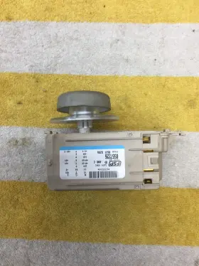 WP8557226 WHIRLPOOL Top Loading Washing Timer