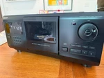 Sony Megastorage 200 Disc Cd Player Changer Cdp-cx681 Fully Tested 1998. Fixed Price $135.00.
